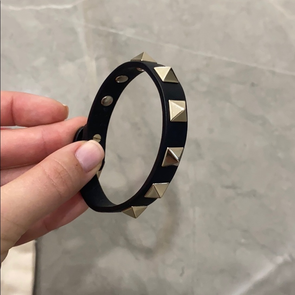 Valentino ROCKSTUD BRACELET - Picture 2 of 10